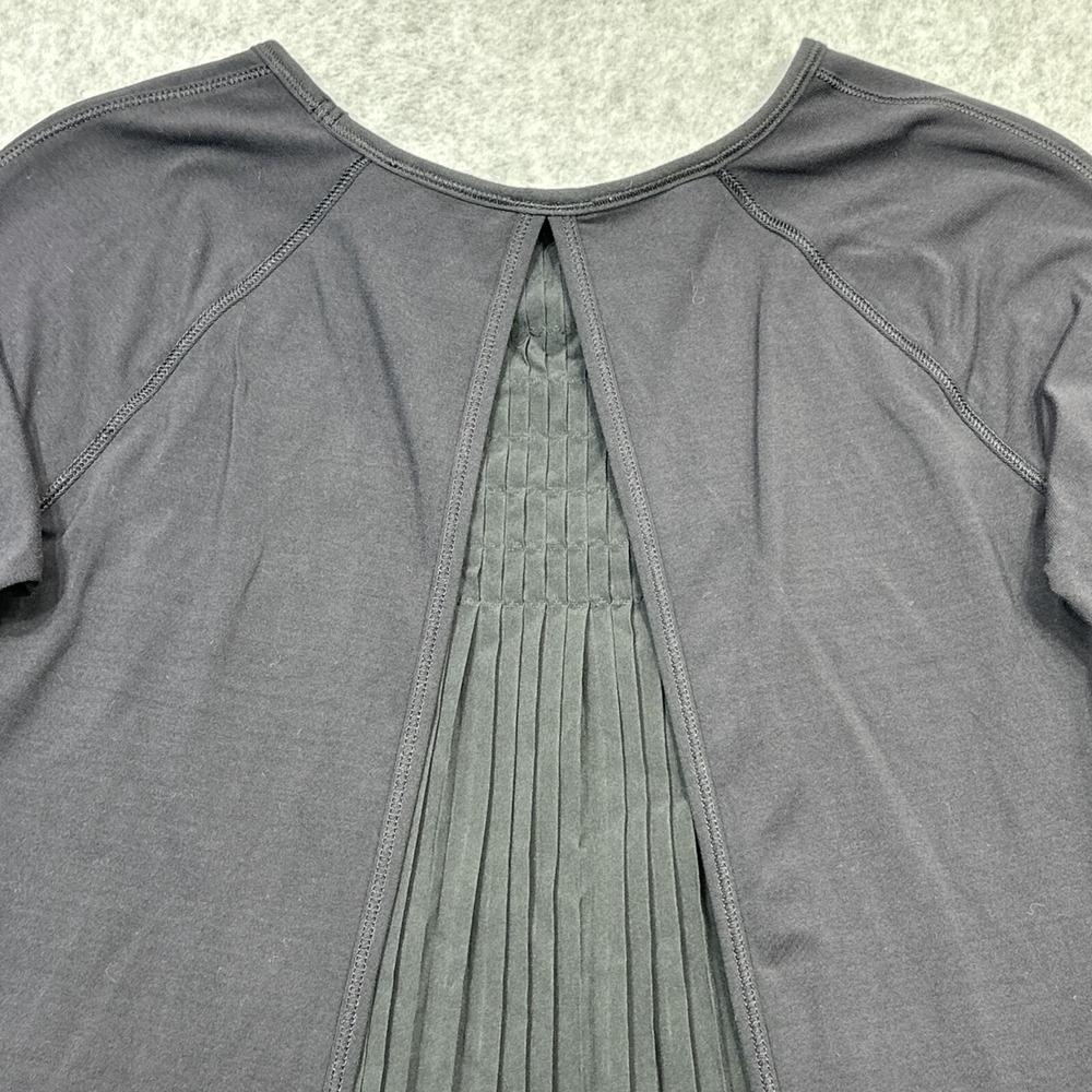 Lululemon Making Moves Top Women 4 Black Blue Split Back Pleated Athleisure Wear - Picture 12 of 12
